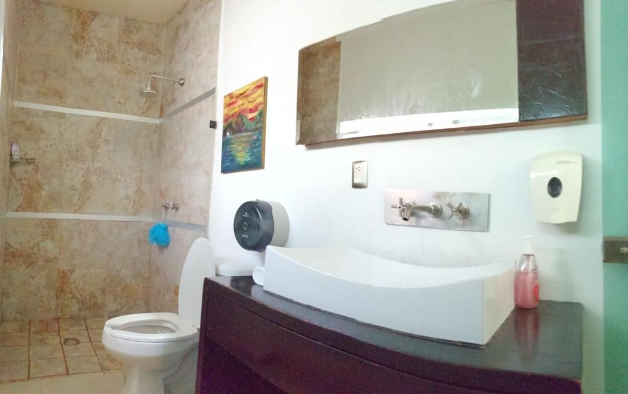 Pule Pule Hostal Boutique グアダラハラ エクステリア 写真